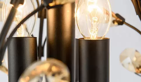 K9 Araña de luces de techo moderna Lámpara colgante rústica floral de metal para sala de estar Dormitorio (base E14)